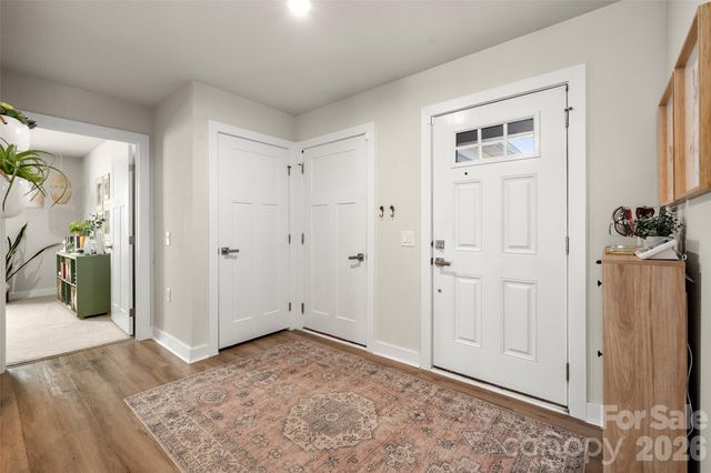 4246 Mackinnon Drive, Charlotte, NC 28214