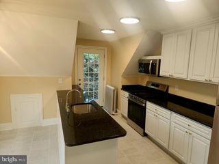 538 E CHURCH RD #5, Elkins Park, PA 19027