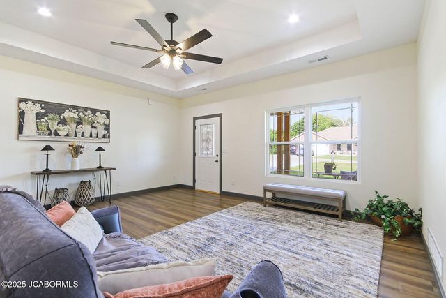 962 Cochise DRIVE, Holts Summit, MO 65043