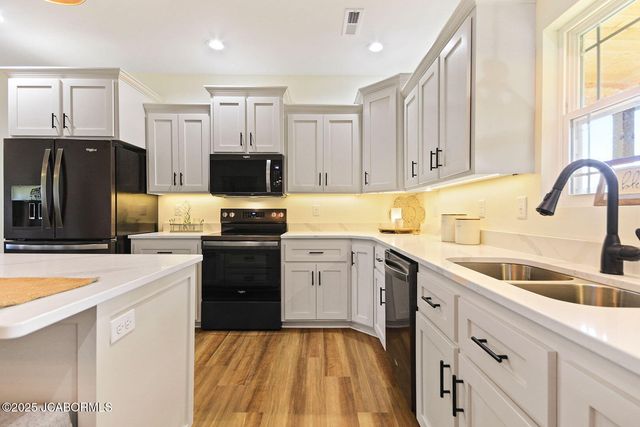 962 Cochise DRIVE, Holts Summit, MO 65043