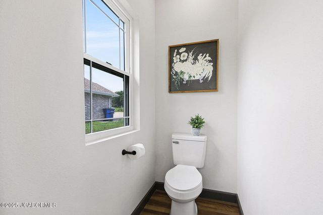 962 Cochise DRIVE, Holts Summit, MO 65043