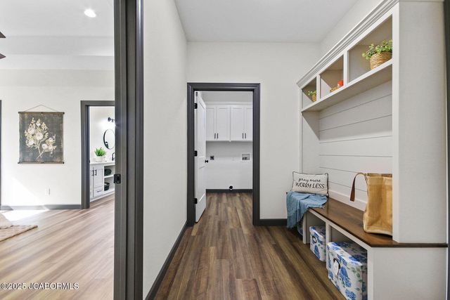 962 Cochise DRIVE, Holts Summit, MO 65043