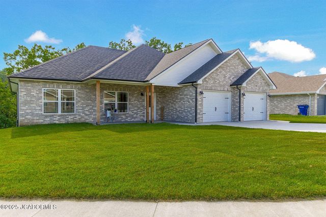 962 Cochise DRIVE, Holts Summit, MO 65043