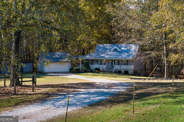 335 Gum Creek Road, Roopville, GA 30170