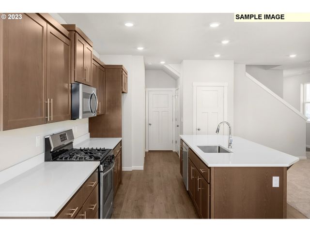 23850 Sw Vermillion Dr, Tualatin, OR 97062