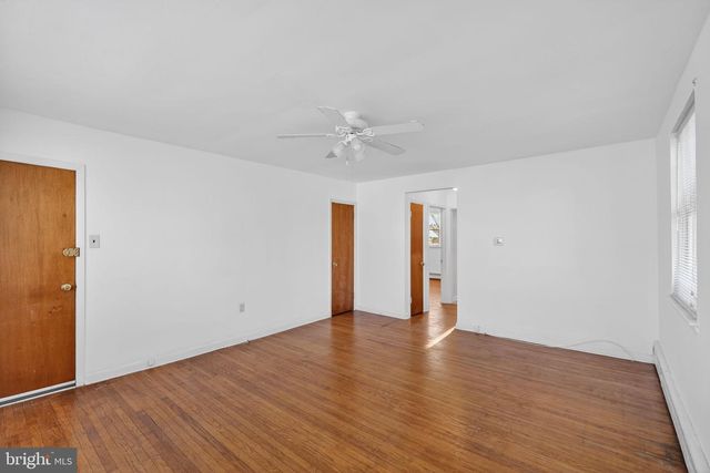 816 LONEY ST, Philadelphia, PA 19111