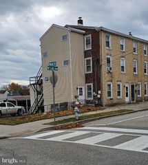 303 W 6TH AVE, Conshohocken, PA 19428
