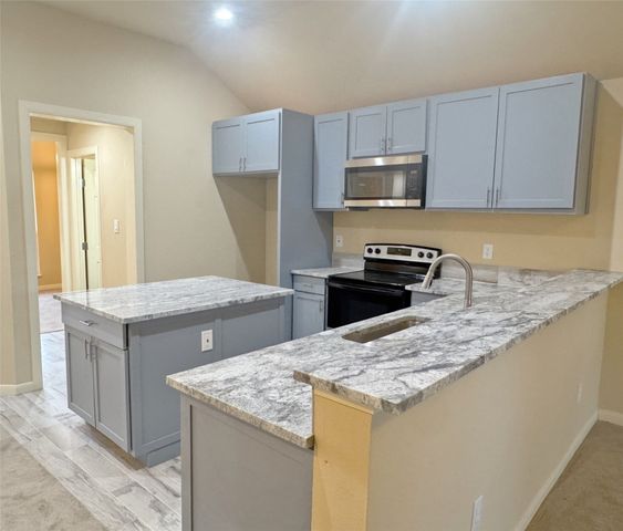 3912 Oneal Street, Greenville, TX 75401