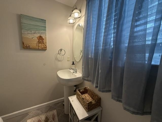 19 Burns Ave Unit 5, Concord, NH 03301