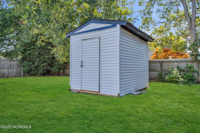 93 Windward Drive, Barnegat, NJ 08005