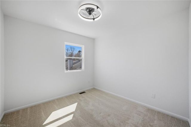 601 Rock Spring Ct, Virginia Beach, VA 23462