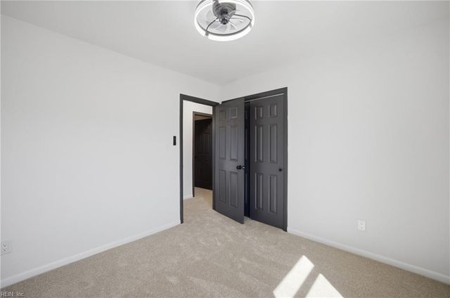 601 Rock Spring Ct, Virginia Beach, VA 23462