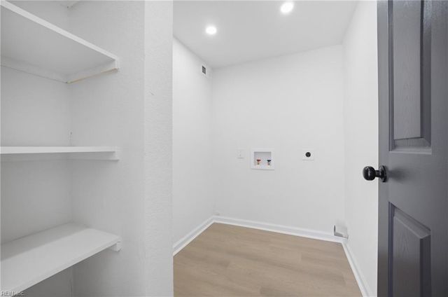 601 Rock Spring Ct, Virginia Beach, VA 23462