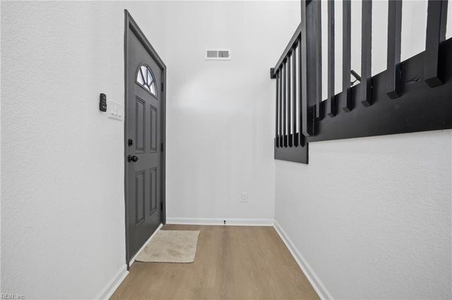 601 Rock Spring Ct, Virginia Beach, VA 23462