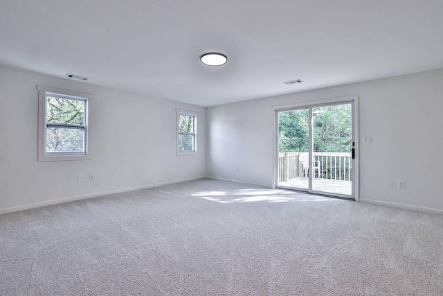 252 Linden Avenue, Southgate, KY 41071