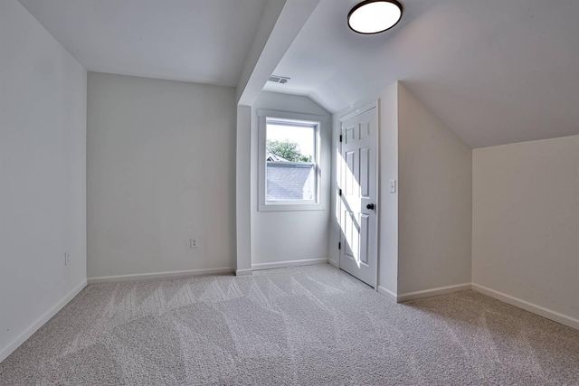 252 Linden Avenue, Southgate, KY 41071