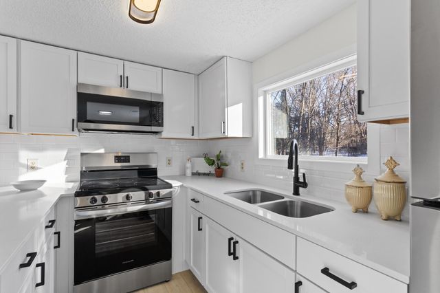 516 Dayton Road, Champlin, MN 55316