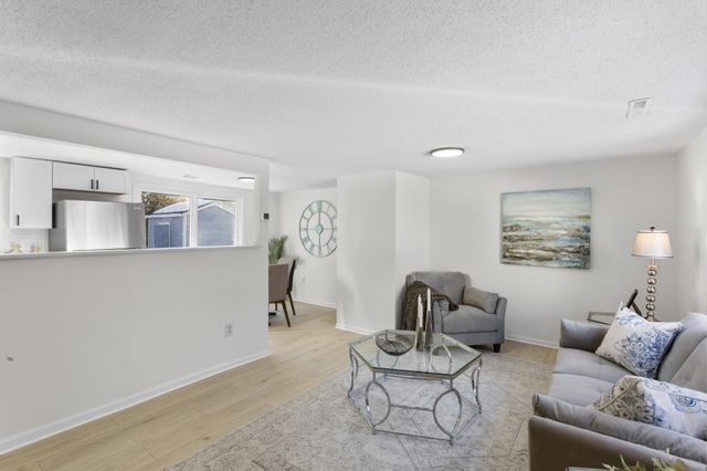 516 Dayton Road, Champlin, MN 55316