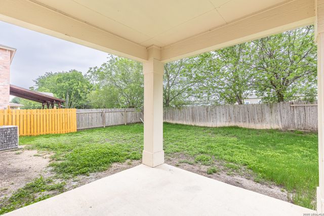7731 Mesquite Farm, San Antonio, TX 78239