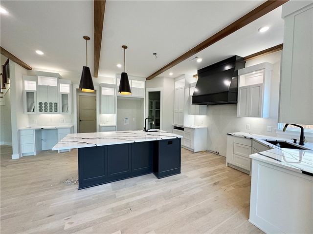103 NW Trail Ridge Road, Bentonville, AR 72712