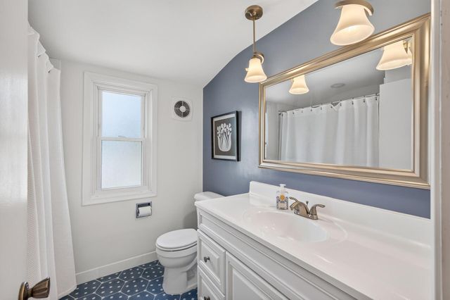 1371 Eleanor Avenue, Saint Paul, MN 55116