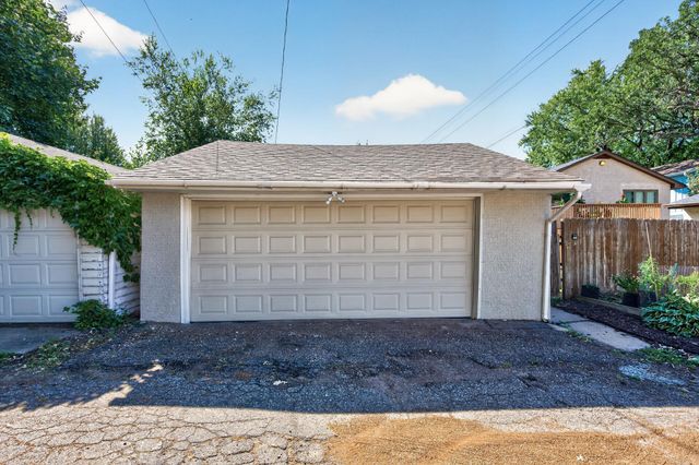 1371 Eleanor Avenue, Saint Paul, MN 55116