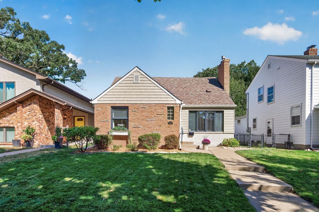 1371 Eleanor Avenue, Saint Paul, MN 55116 — photo 2