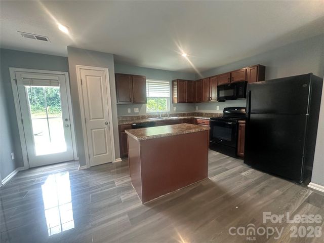 5014 Merwyn Avenue, Charlotte, NC 28215