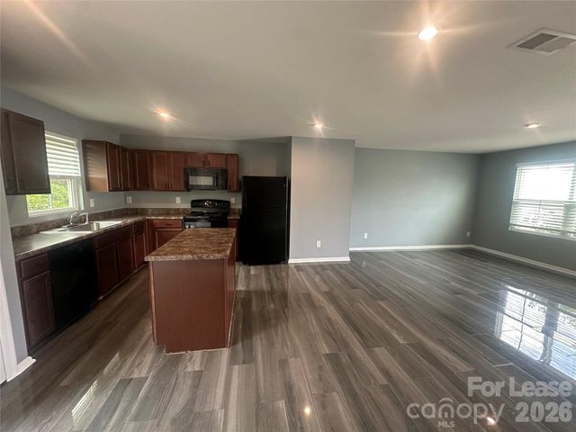 5014 Merwyn Avenue, Charlotte, NC 28215