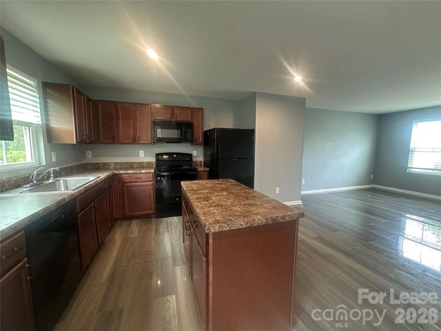 5014 Merwyn Avenue, Charlotte, NC 28215