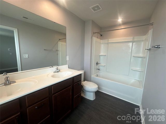 5014 Merwyn Avenue, Charlotte, NC 28215