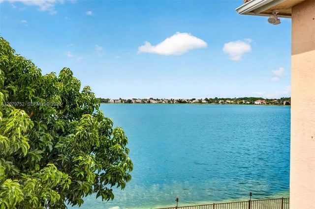 17579 SW 54th Street, Miramar, FL 33029