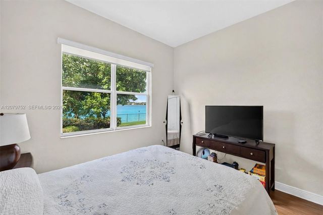 17579 SW 54th Street, Miramar, FL 33029