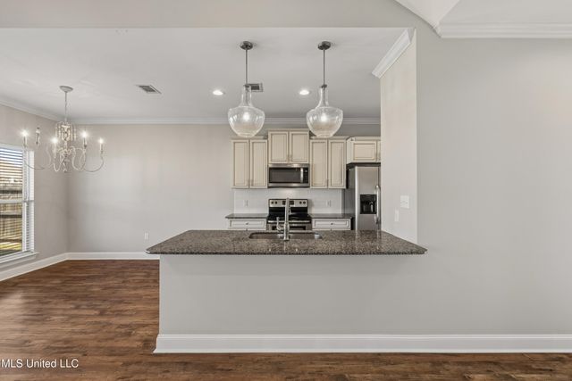 67 Coastal Oak, Hattiesburg, MS 39402