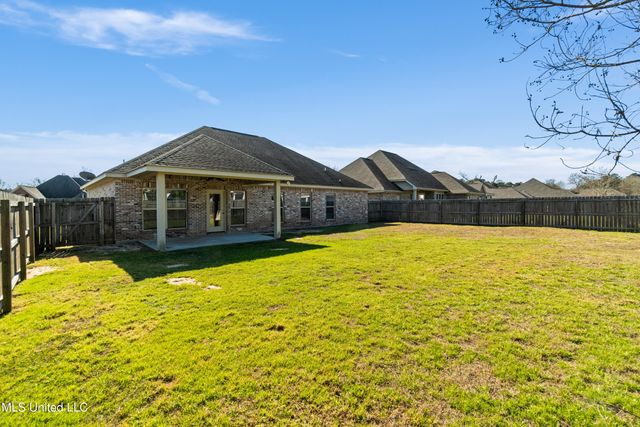 67 Coastal Oak, Hattiesburg, MS 39402