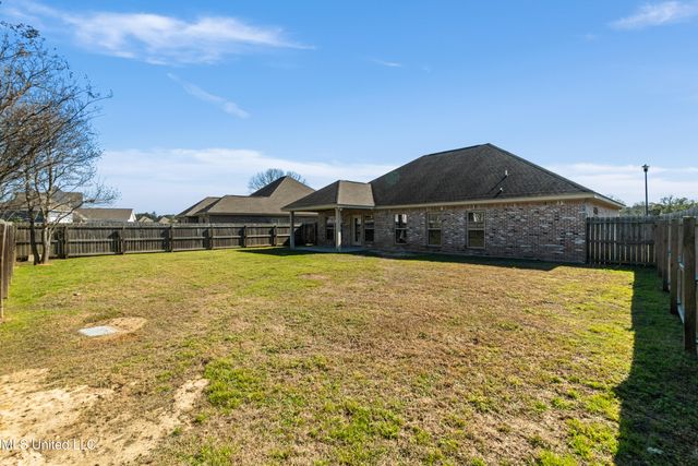 67 Coastal Oak, Hattiesburg, MS 39402