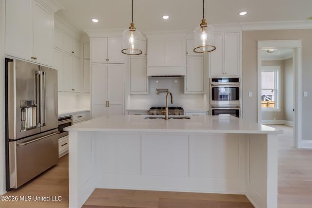 117 W 4th Street, Long Beach, MS 39560