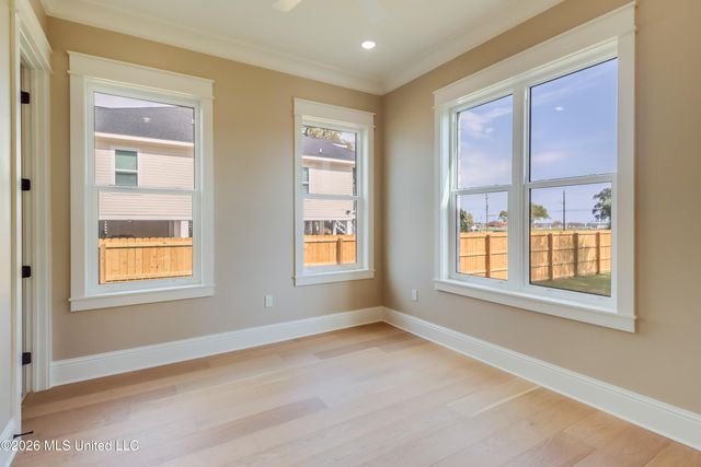 117 W 4th Street, Long Beach, MS 39560