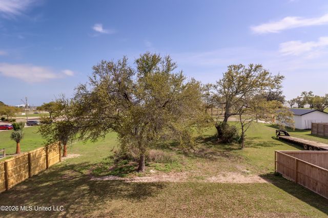 117 W 4th Street, Long Beach, MS 39560