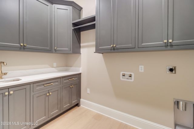 117 W 4th Street, Long Beach, MS 39560