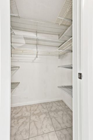 310 OAKRIDGE R Court 310, Deerfield Beach, FL 33442