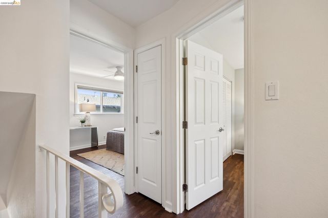 2207 Damuth St 2, Oakland, CA 94602