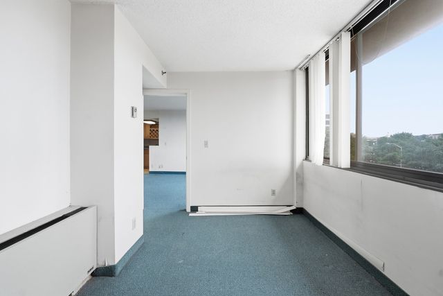 70 Southbridge St 402, Worcester, MA 01608