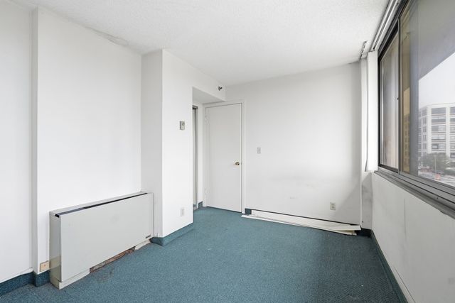 70 Southbridge St 402, Worcester, MA 01608