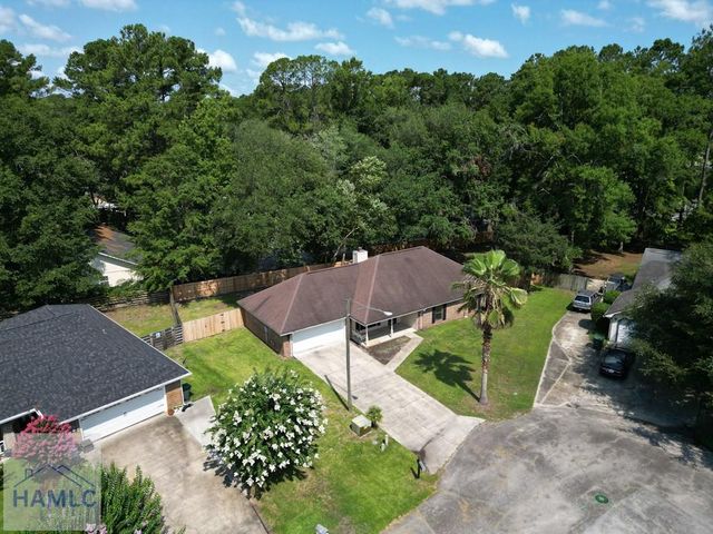 404 Wood Dale Drive, Hinesville, GA 31313