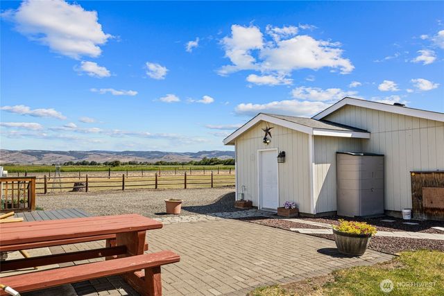 3510 Lyons Road, Ellensburg, WA 98926