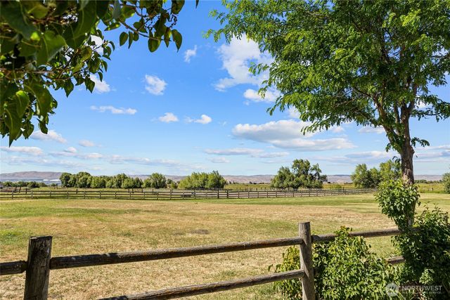3510 Lyons Road, Ellensburg, WA 98926