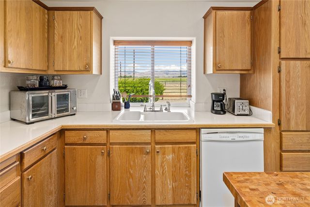 3510 Lyons Road, Ellensburg, WA 98926