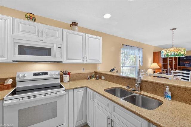 12835 Oakpointe CIR, Fort Myers, FL 33912