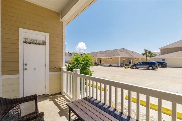 14904 Village Beach Dr, Corpus Christi, TX 78418